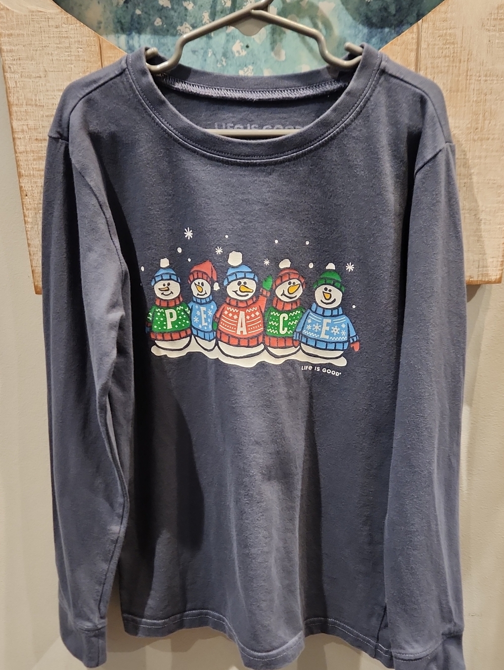 EUC Life Is Good Navy Long-Sleeve Shirt with Snowman Crew Peace Graphic Sz M